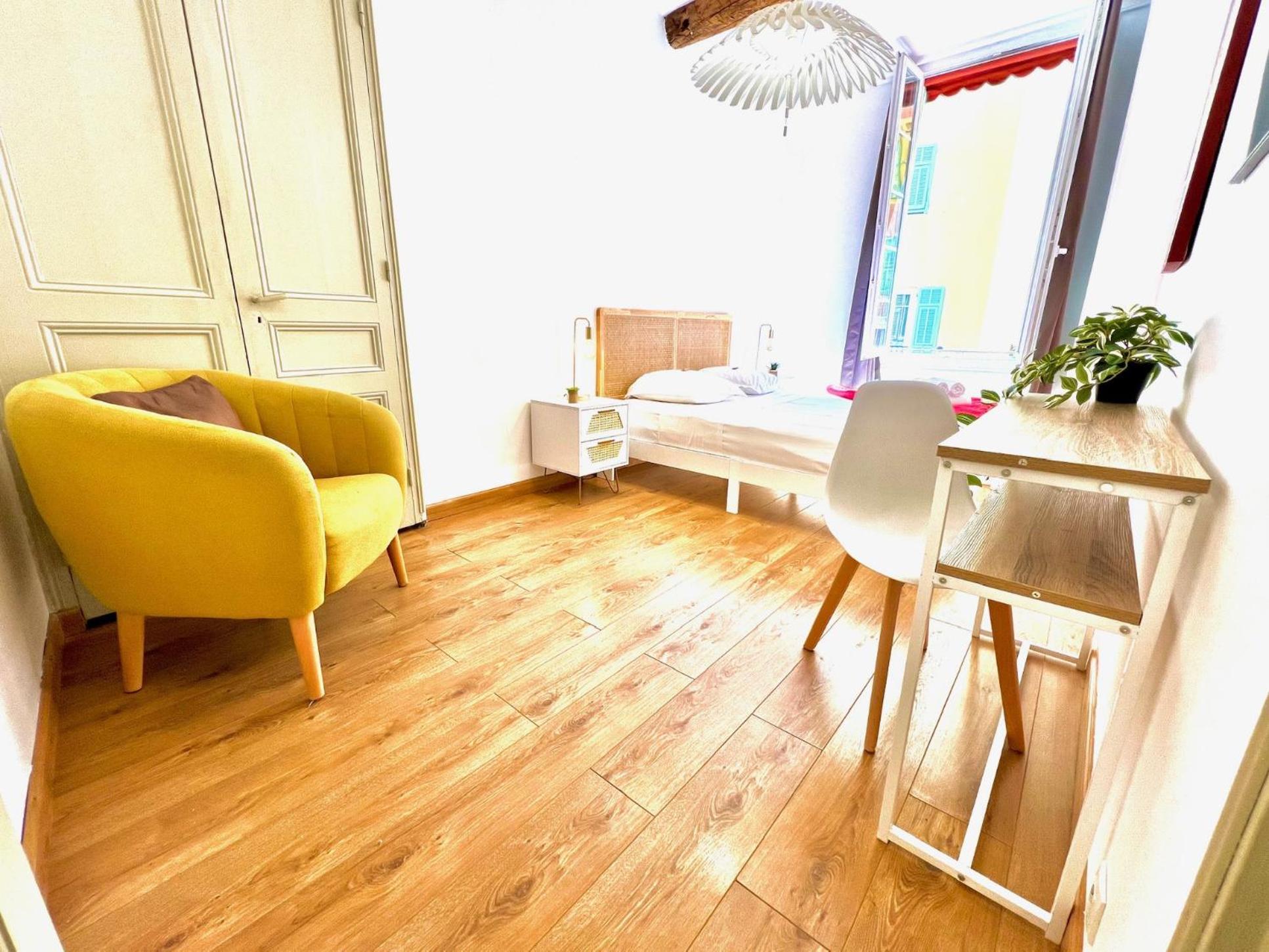 Riviera - Cote D'azur - Old Town - Promenade Des Anglais Apartment Nizza